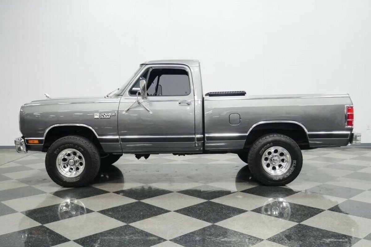 1987 Dodge Other Pickups 150 - photo 3