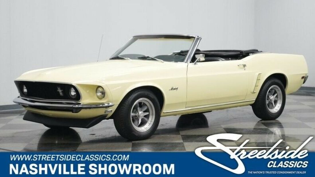 Classic vintage restored Pony Mustang convertible power top 1969 Ford Mustang Convertible