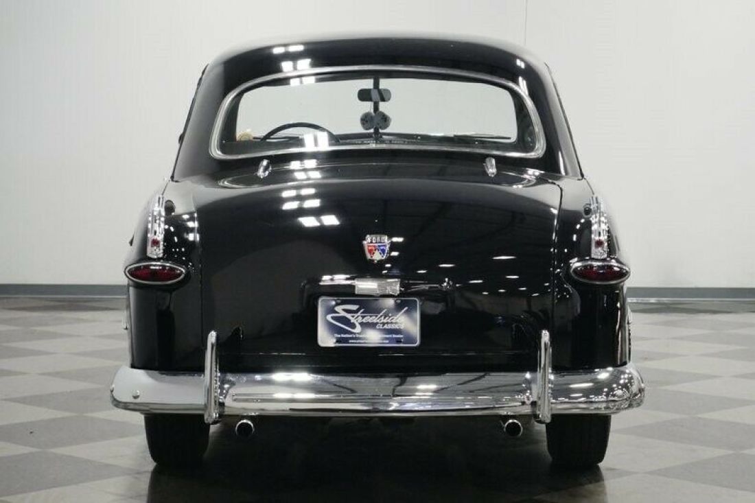1950 Ford Tudor Sedan - photo 12
