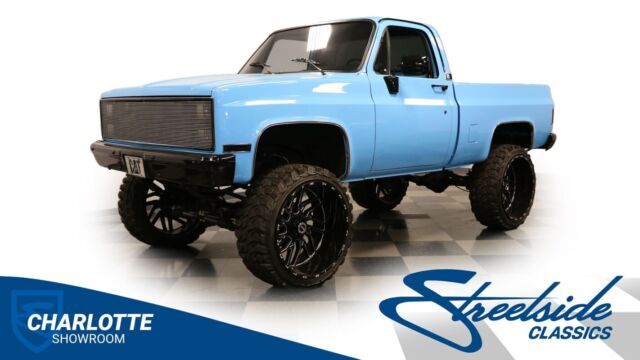 classic vintage short bed truck 4 wheel drive 4wd lifted automatic transmission 1983 GMC K1500 4x4 Custom