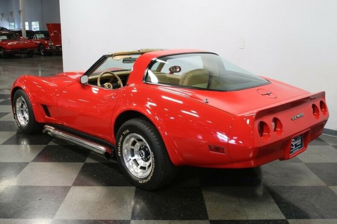 1981 Chevrolet Corvette - photo 9