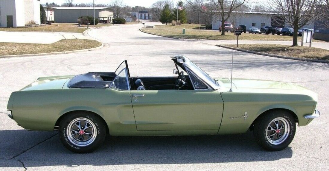 1967 Ford Mustang Convertible - photo 7