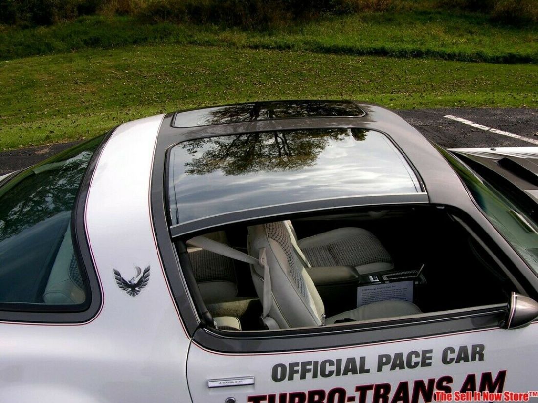 1980 Pontiac Trans Am Official Pace Car - photo 10