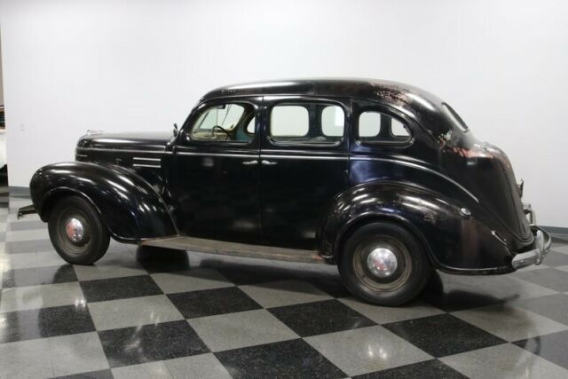 1939 Plymouth P8 Deluxe - photo 9