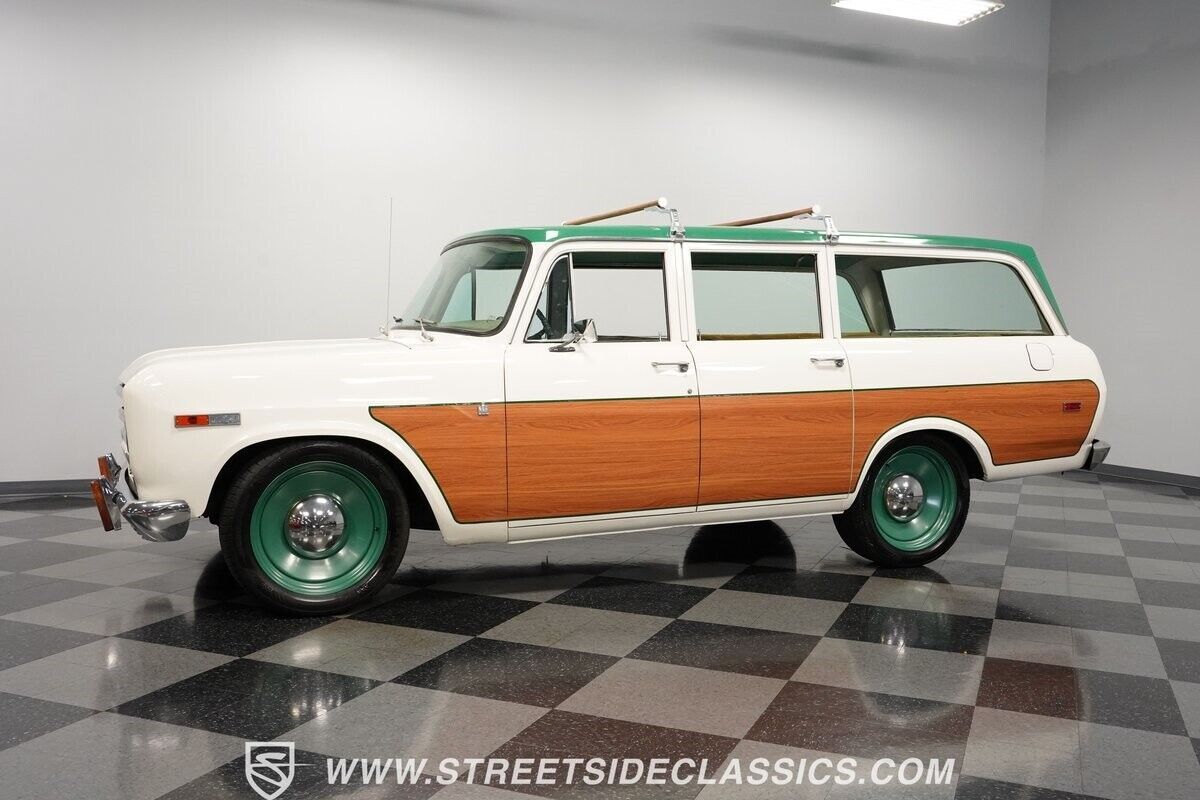 1970 International Harvester Travelall 1000D - photo 7