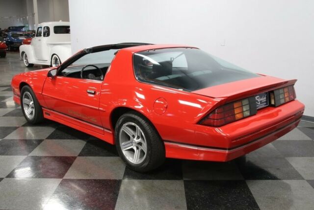 1988 Chevrolet Camaro IROC Z/28 - photo 10