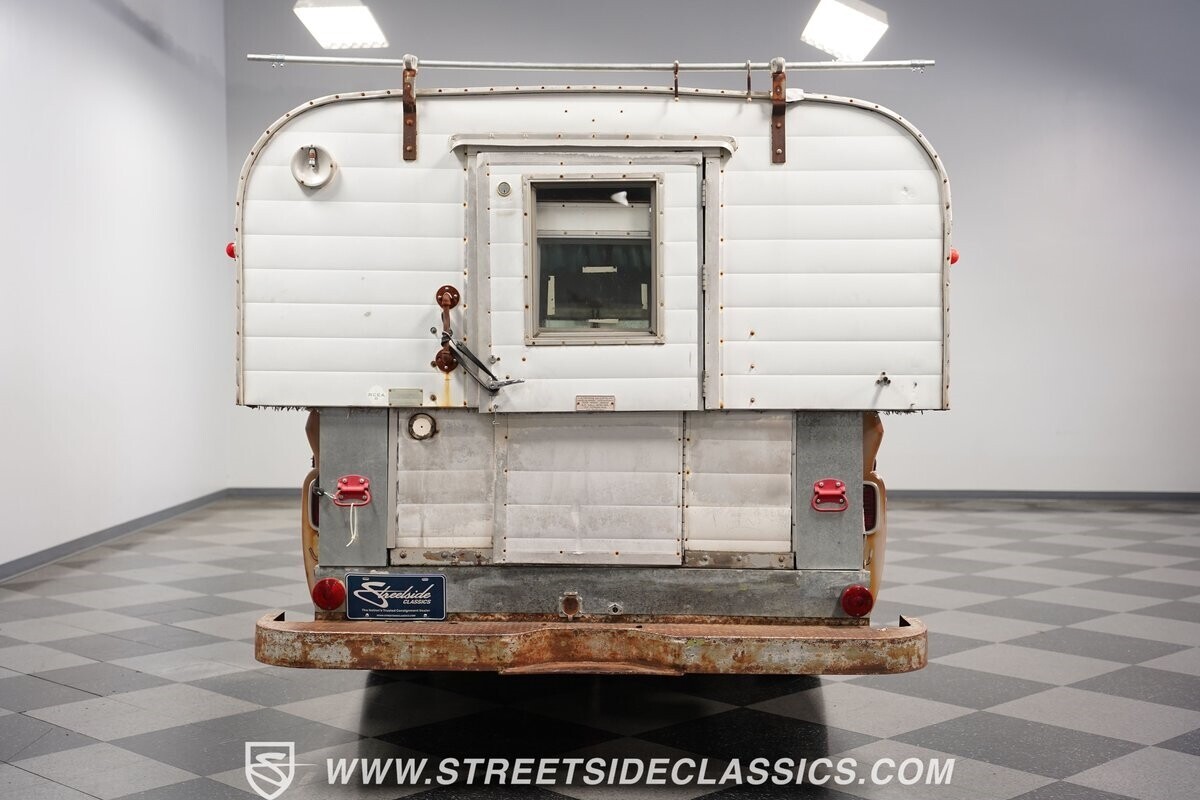 1965 Chevrolet C20 Alaskan Camper - photo 13