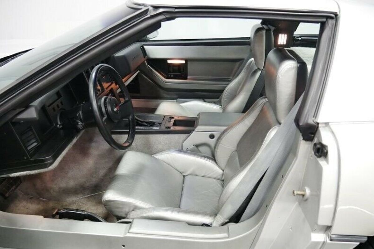 1984 Chevrolet Corvette - photo 5