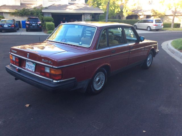1986 Volvo 240 DL - photo 10