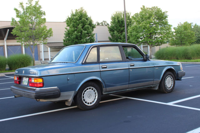 1987 Volvo 240 - photo 8