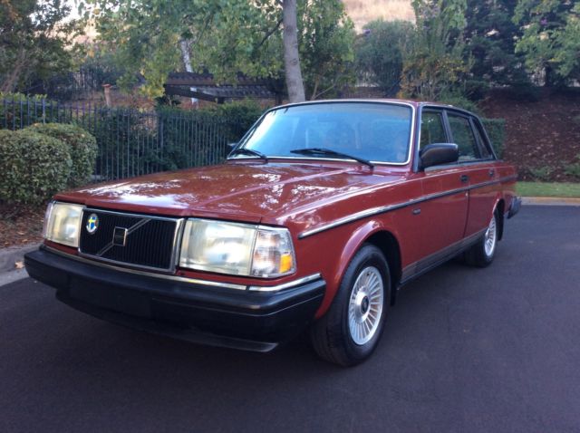 1986 Volvo 240 DL - photo 6