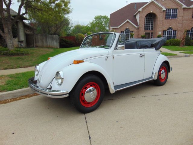 Classic VW Bug 1969 Volkswagen Beetle Convertible Cabriolet 1969 Volkswagen Beetle - Classic