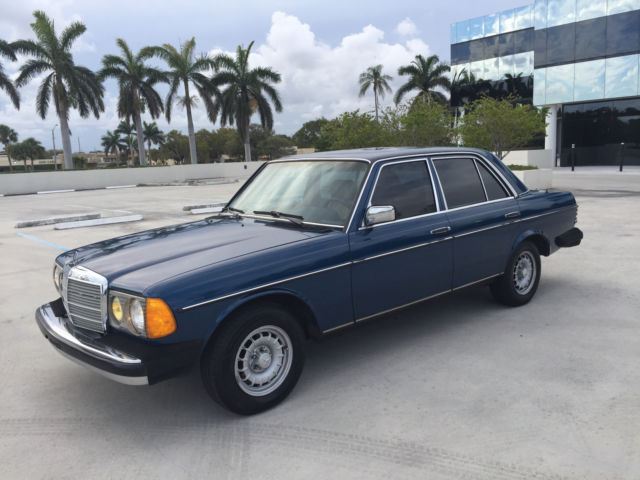 Classic W123 1985 Mercedes Benz 300D Turbodiesel Well Maintained Service Records 1985 Mercedes-Benz 300-Series 300D