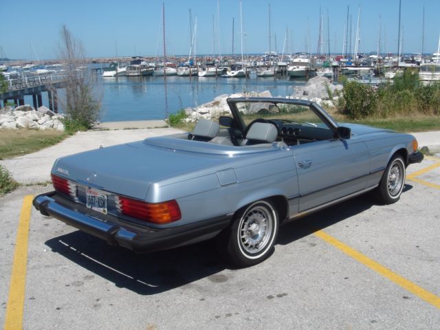 1982 Mercedes-Benz SL-Class 380 SL - photo 2