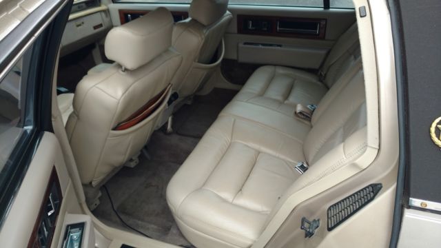 1993 Cadillac DeVille Series 60 - photo 11