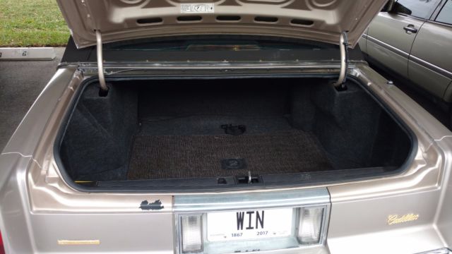 1993 Cadillac DeVille Series 60 - photo 7