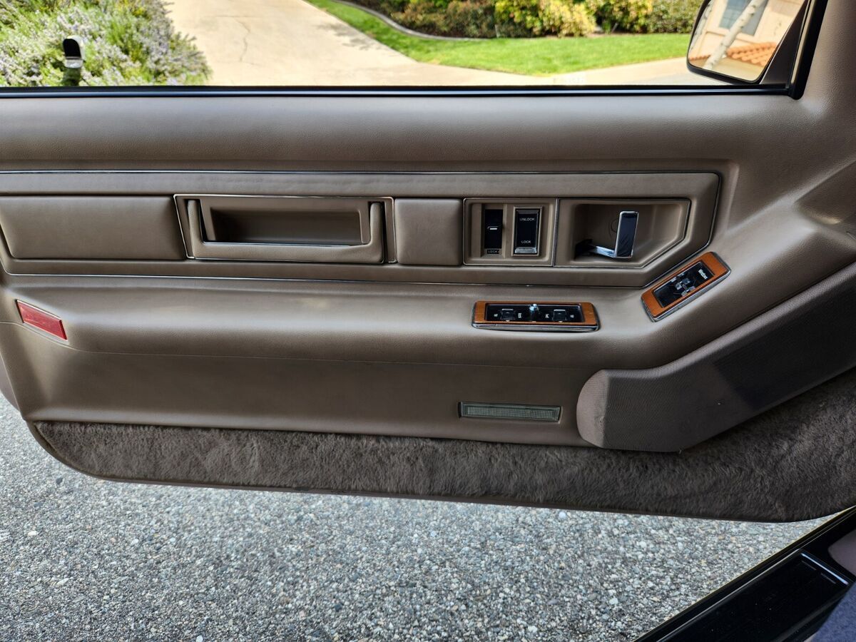 1988 Cadillac Eldorado Biarritz - photo 11