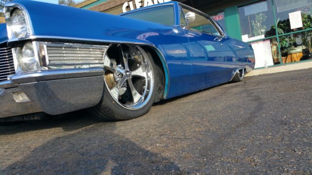 1965 Cadillac DeVille - photo 2