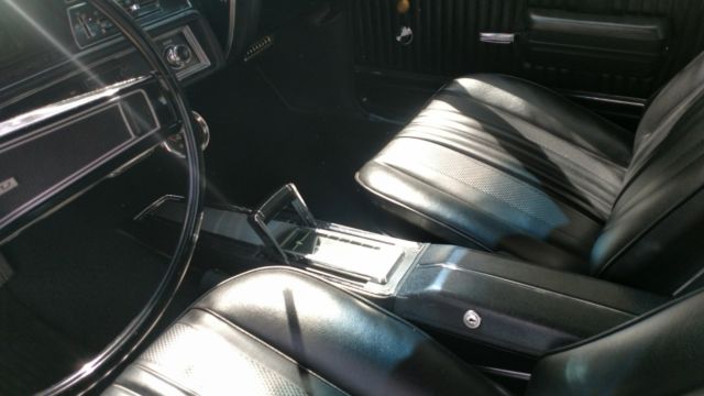 1970 Chevrolet Chevelle Bucket seats & console - photo 12