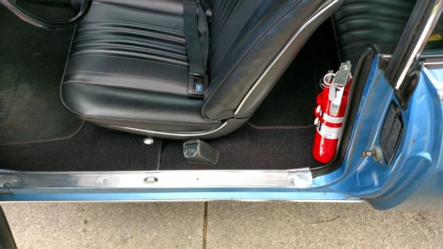 1970 Chevrolet Chevelle Bucket seats & console - photo 13