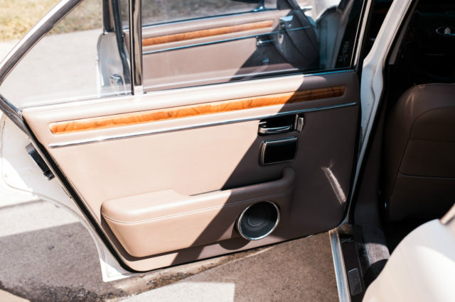 1986 Jaguar XJ6 - photo 8