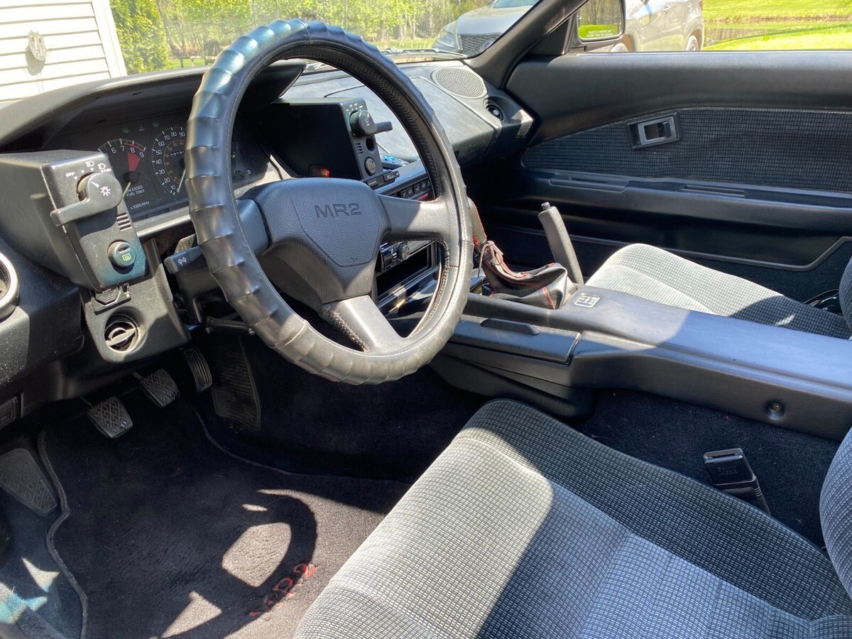1988 Toyota MR2 - photo 5