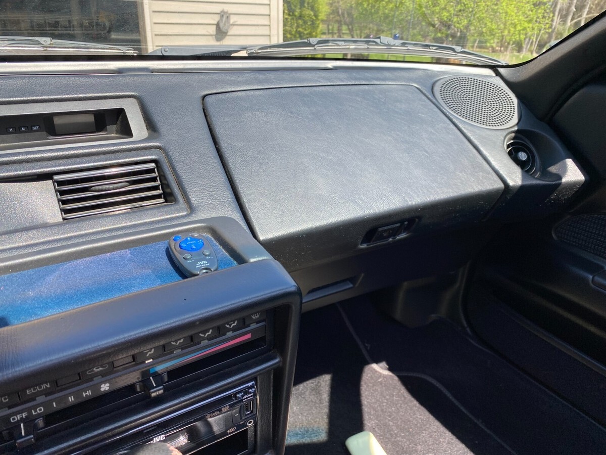1988 Toyota MR2 - photo 7