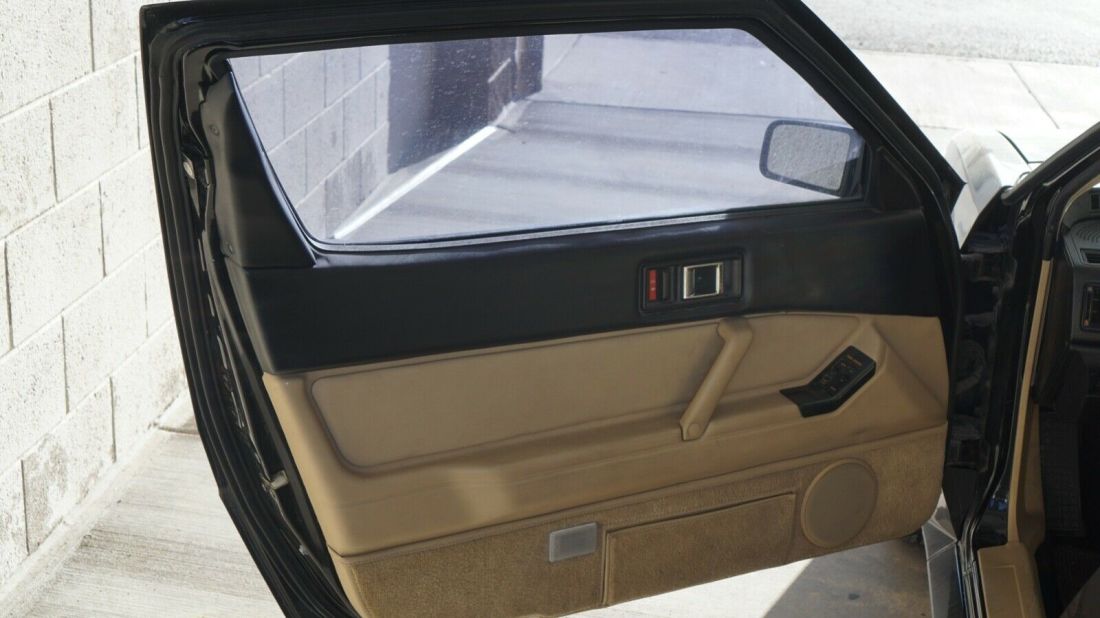1989 Chrysler Conquest TSI - photo 12