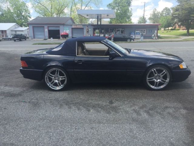 Clean 1991 Mercedes 300SL 1991 Mercedes-Benz 300-Series