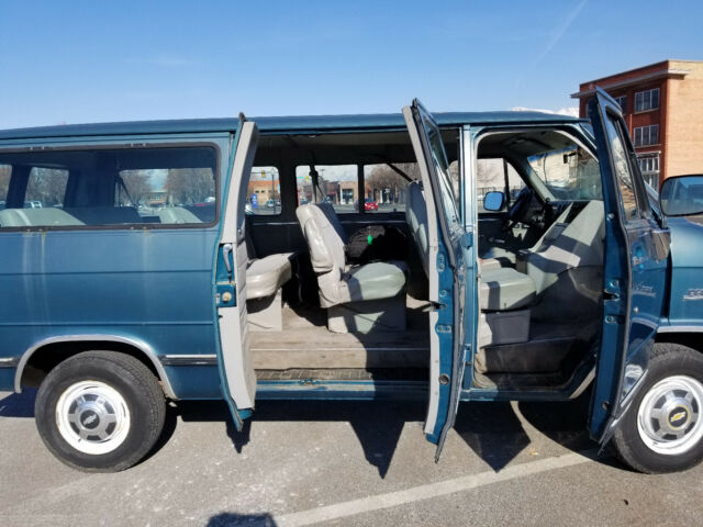 1992 Chevrolet G20 Van beauville - photo 10