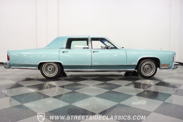 1979 Lincoln Continental Town Car - photo 13