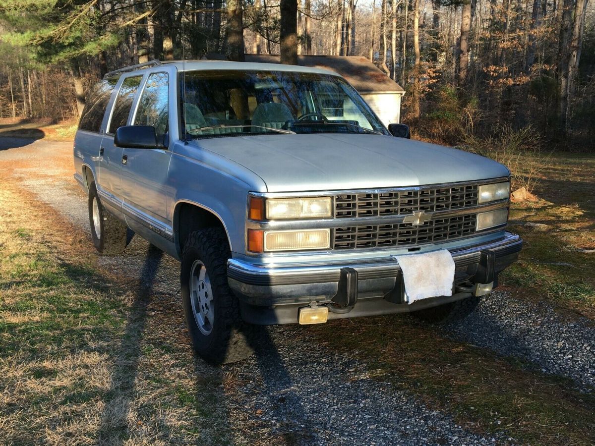1992 Chevrolet Suburban LS - photo 3