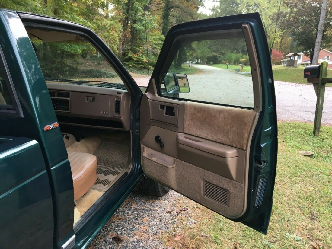 1993 Chevrolet S-10 base - photo 8