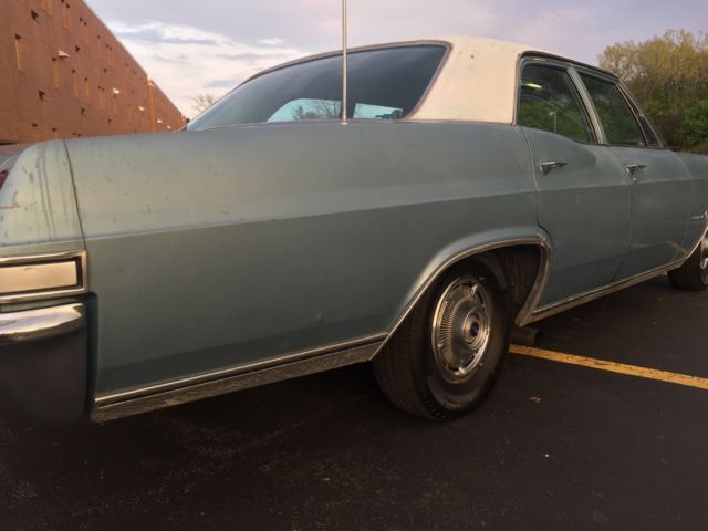 1965 Chevrolet Impala - photo 4