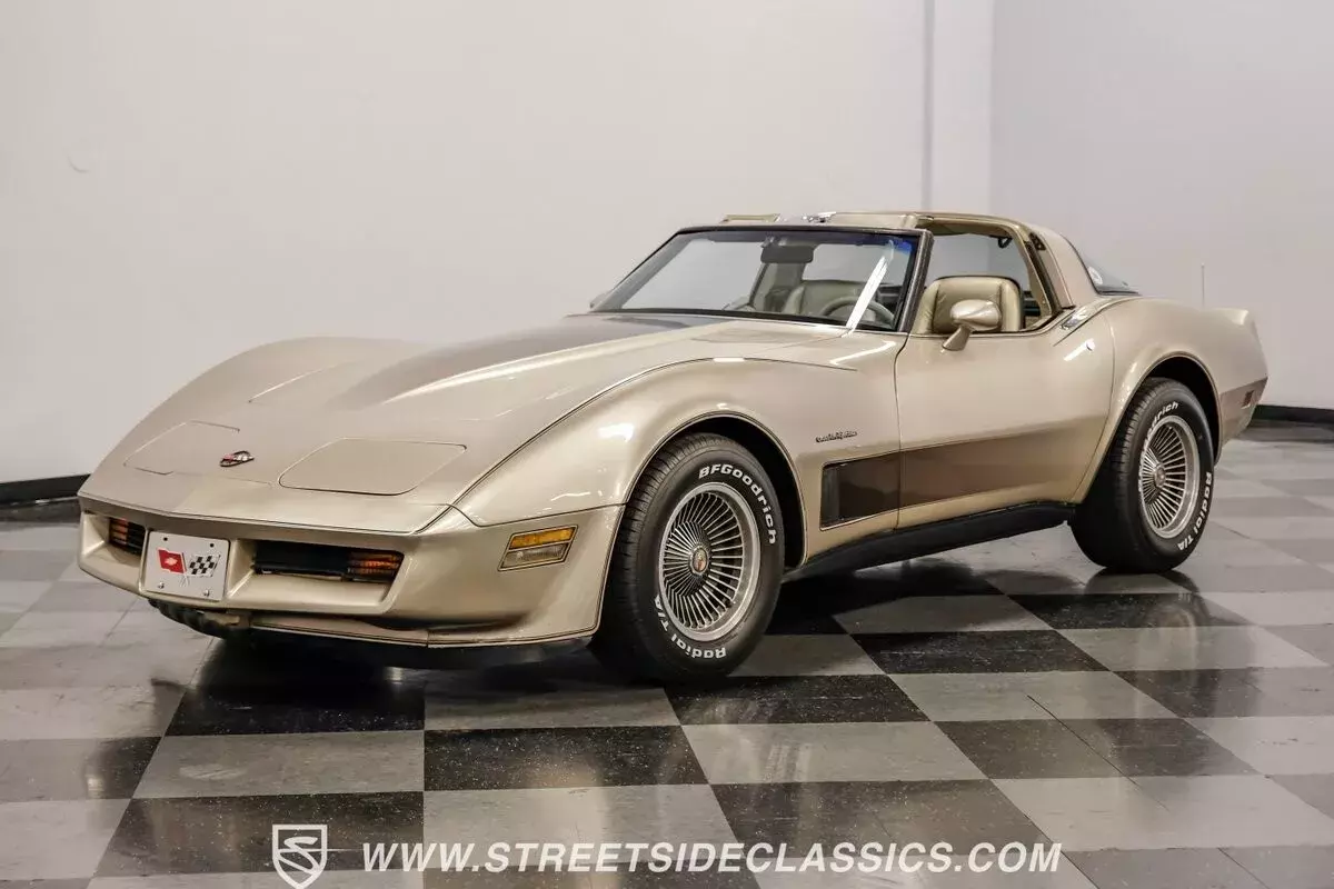 1982 Chevrolet Corvette Collector Edition - photo 7
