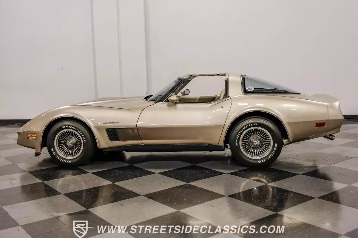 1982 Chevrolet Corvette Collector Edition - photo 9