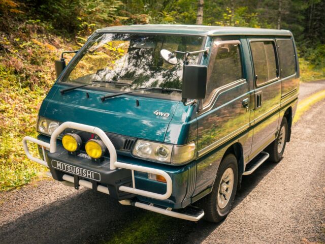 1993 Mitsubishi Delica - photo 4