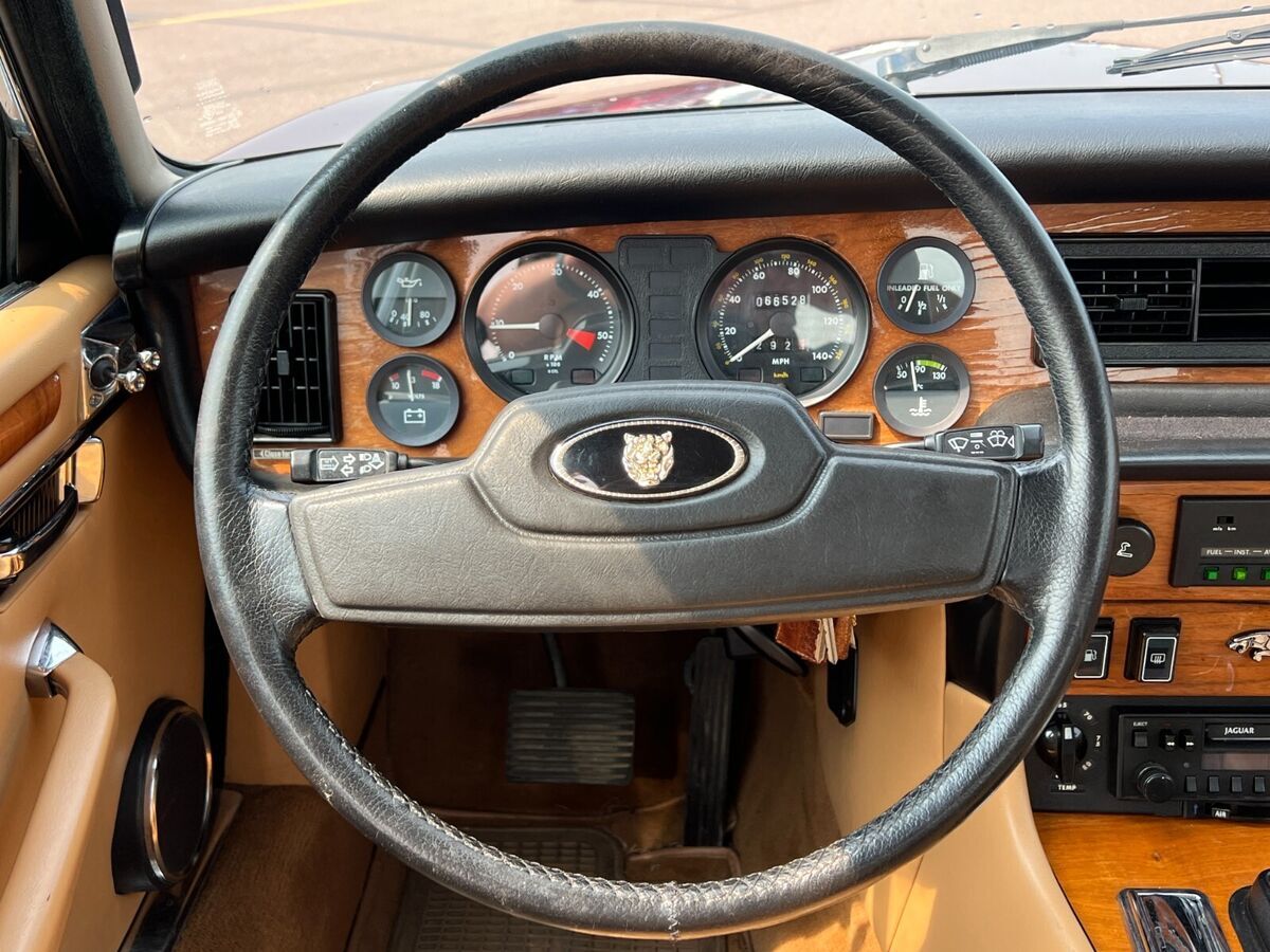 1986 Jaguar XJ6 - photo 12