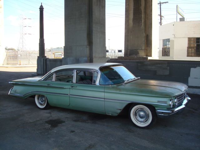 1960 Oldsmobile Ninety-Eight - photo 2