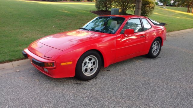 Clean and Original 1986 Porsche 944 - Driver Condition - No Issues - New Tires - 1986 Porsche 944