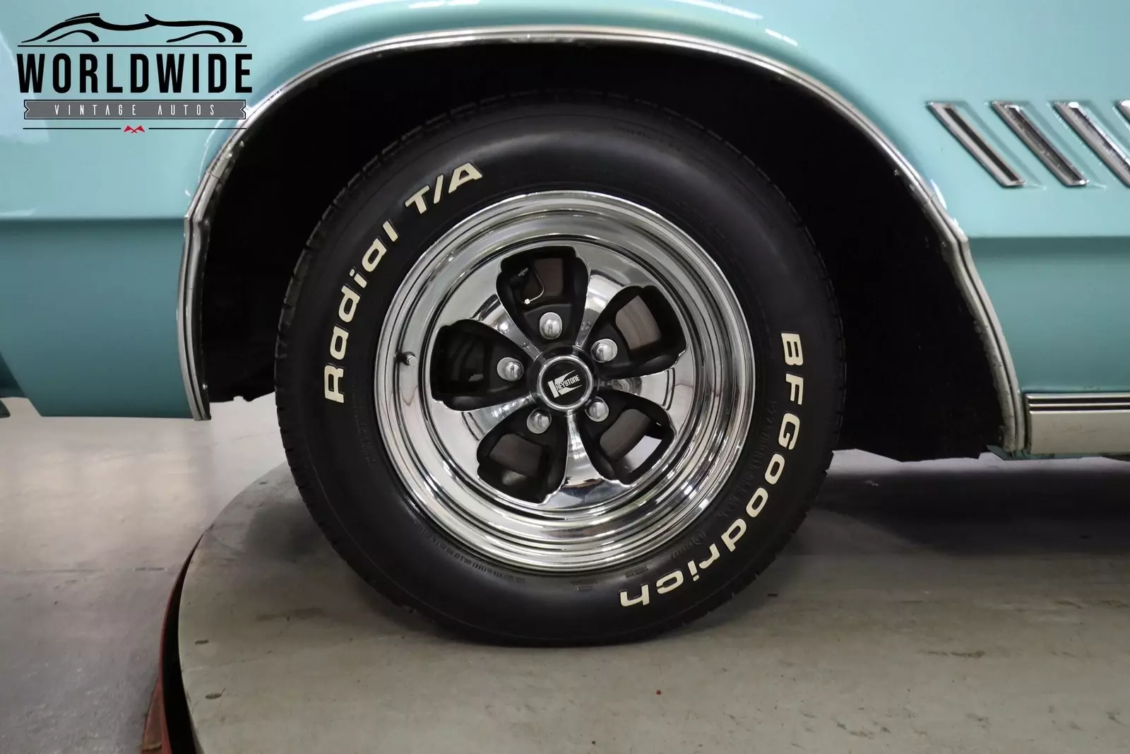 1968 Chrysler 300 - photo 12