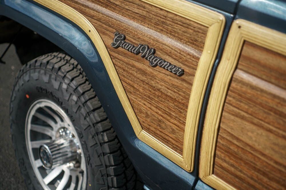 1988 Jeep Grand Wagoneer 4dr Wagon - photo 12