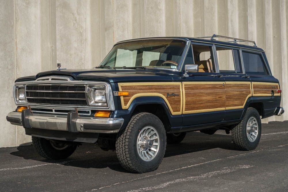 1988 Jeep Grand Wagoneer 4dr Wagon - photo 8