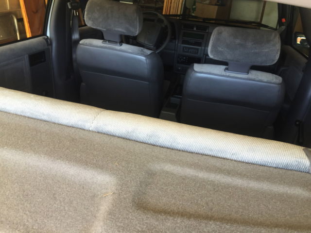 1994 Dodge Shadow 4 door - photo 12