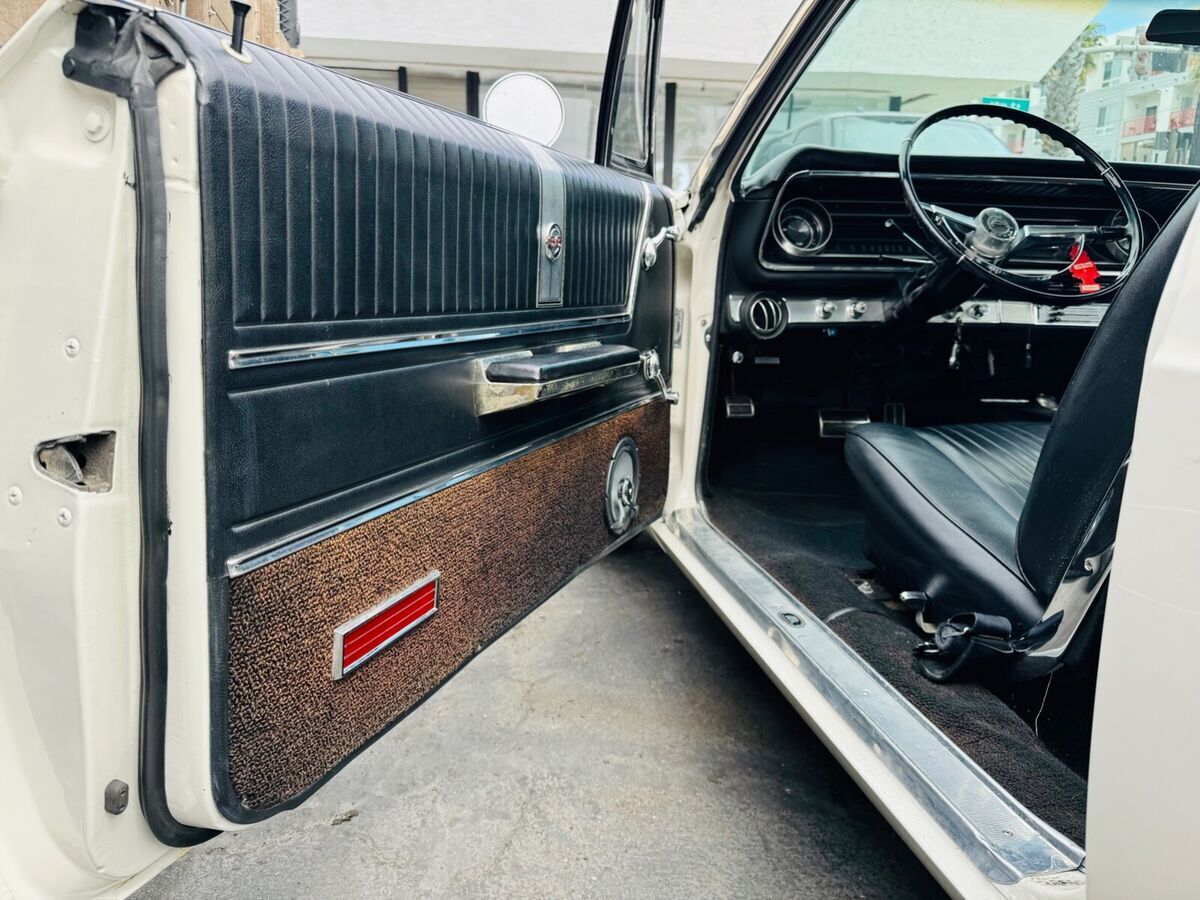1965 Chevrolet Impala - photo 12