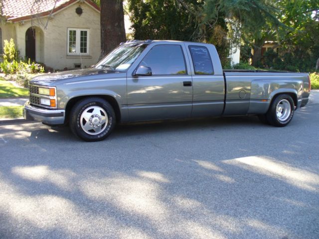 1990 Chevrolet C/K Pickup 3500 - photo 2