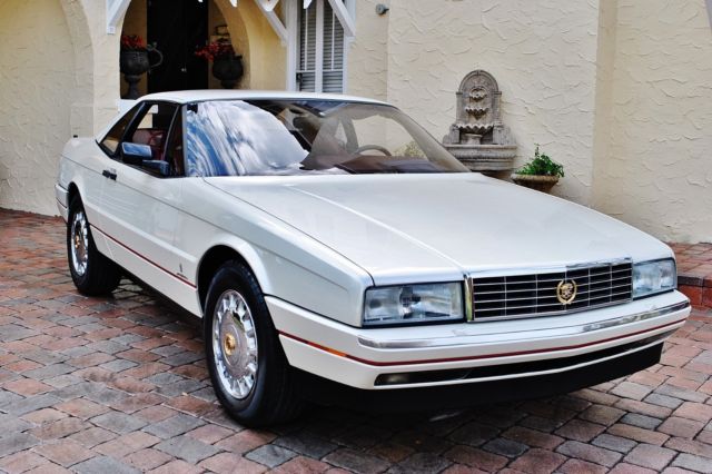 1988 Cadillac Allante Convertible only 49k Miles Hard & Soft Top Loaded - photo 4