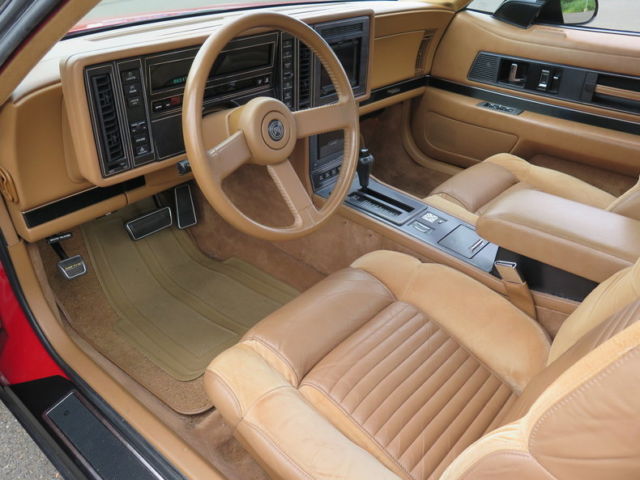 1988 Buick Reatta - photo 2