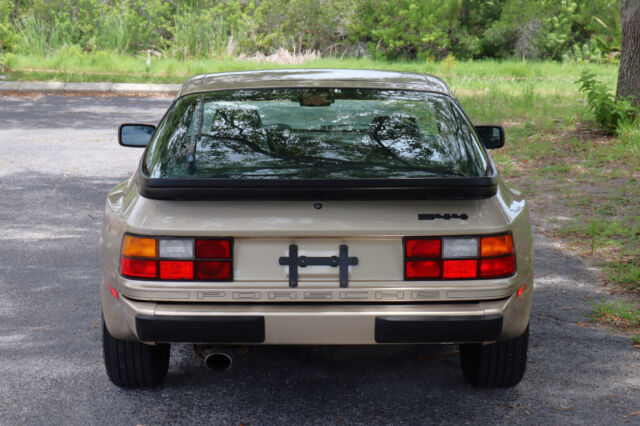 1986 Porsche 944 - photo 5