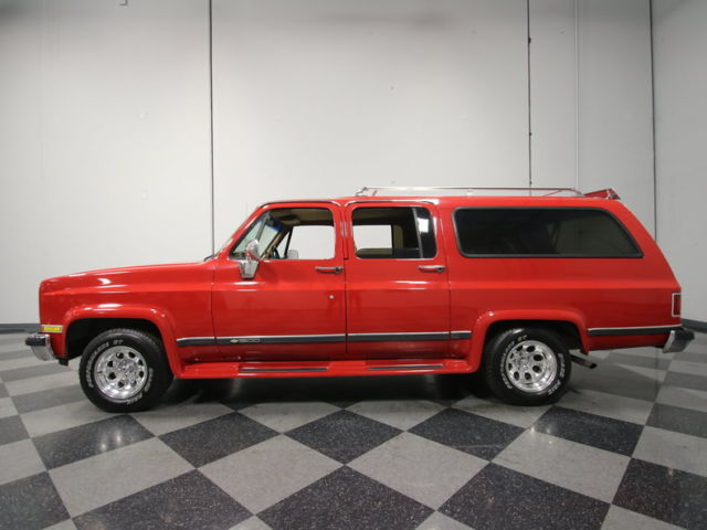 1985 Chevrolet Suburban - photo 2